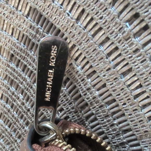 Michael Kors Jet Set Double Zip Wristlet - Picture 9 of 10